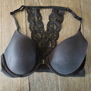 VICTORIA'S SECRET Body By Victoria soft black Lace Racerback Bra 32D